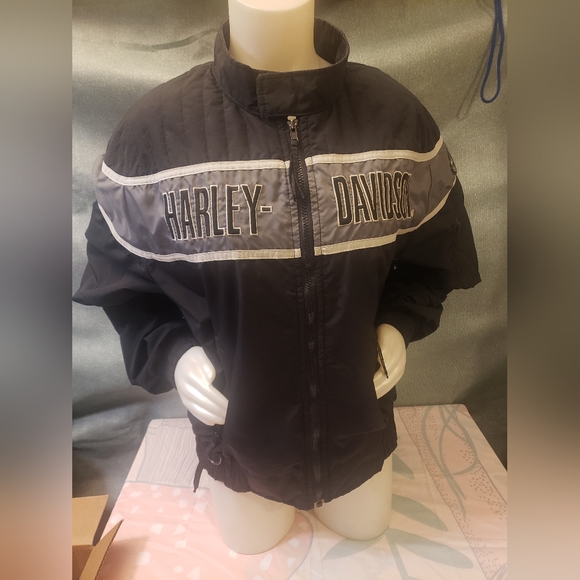 Harley-Davidson Jackets & Blazers - Harley davidson jacket with arm zipper pocket and inside pocket.